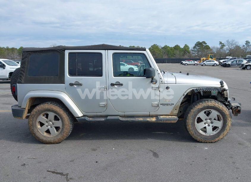 Photo 13 of 2012 Jeep Wrangler UNLIMITED SAHARA (VIN 1C4HJWEG3CL195944)