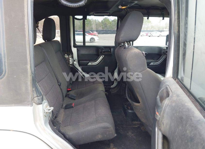 Photo 8 of 2012 Jeep Wrangler UNLIMITED SAHARA (VIN 1C4HJWEG3CL195944)