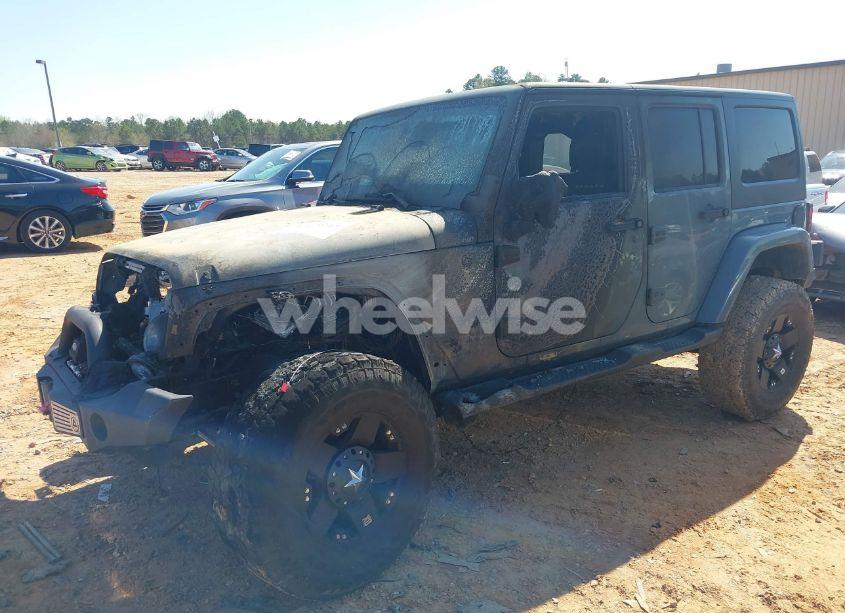 Photo 2 of 2014 Jeep Wrangler UNLIMITED SAHARA (VIN 1C4HJWEG3EL306155)