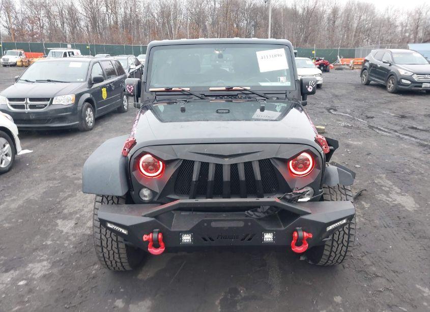 Photo 12 of 2015 Jeep Wrangler UNLIMITED SAHARA (VIN 1C4HJWEG3FL556626)