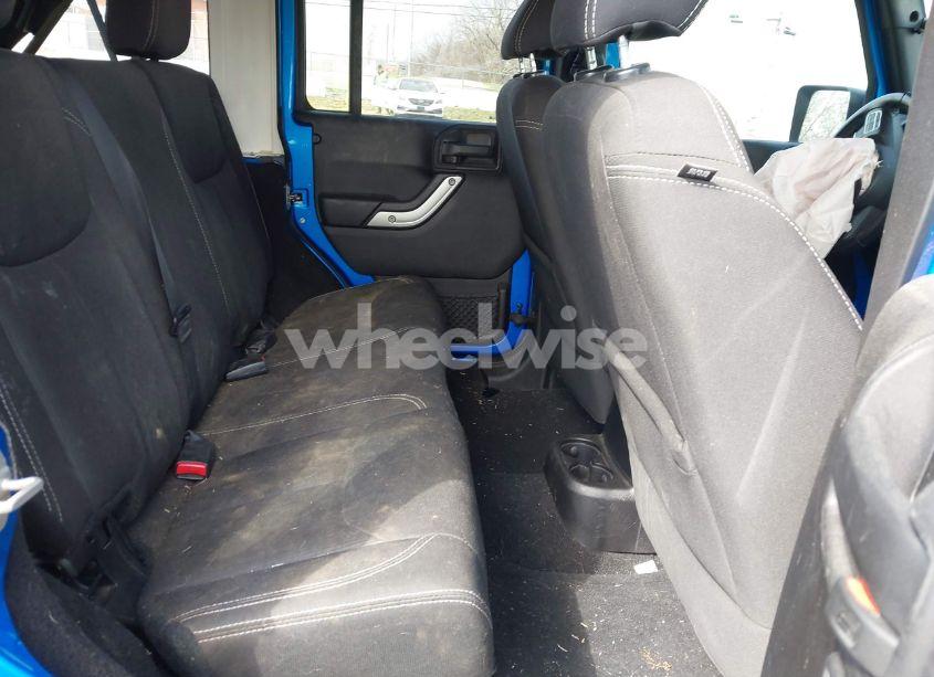 Photo 8 of 2015 Jeep Wrangler UNLIMITED SAHARA (VIN 1C4HJWEG3FL584314)