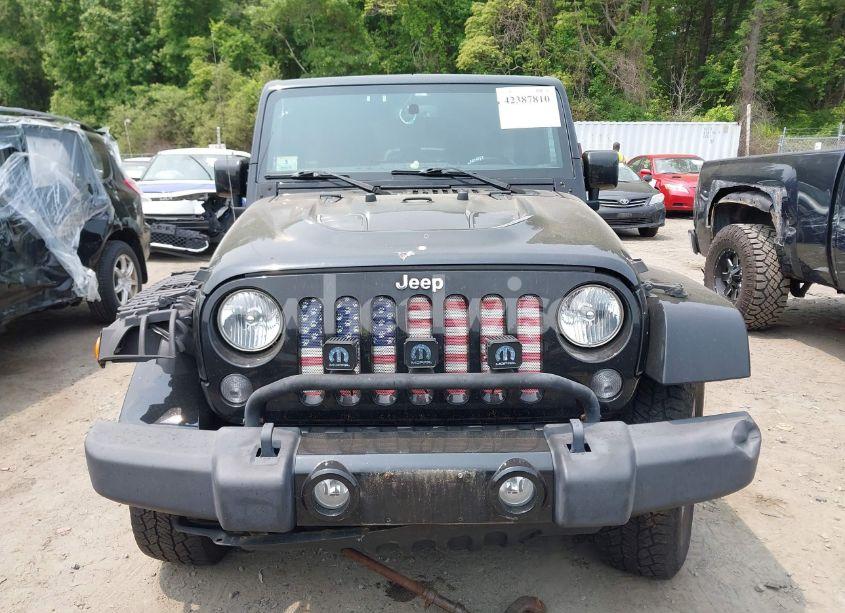 Photo 12 of 2015 Jeep Wrangler UNLIMITED SAHARA (VIN 1C4HJWEG3FL661568)