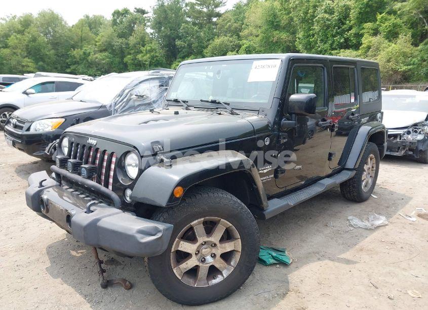 Photo 2 of 2015 Jeep Wrangler UNLIMITED SAHARA (VIN 1C4HJWEG3FL661568)