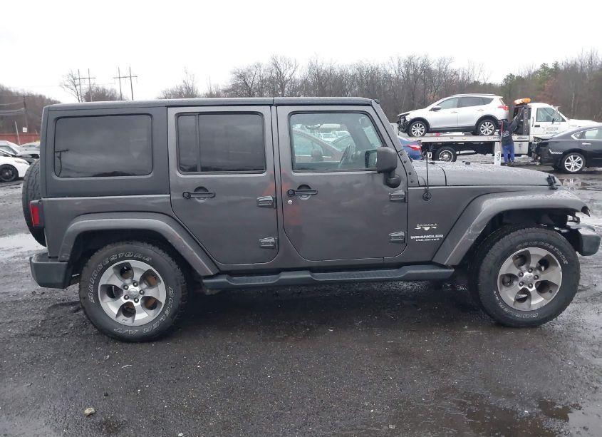 Photo 13 of 2017 Jeep Wrangler UNLIMITED SAHARA 4X4 (VIN 1C4HJWEG3HL751435)