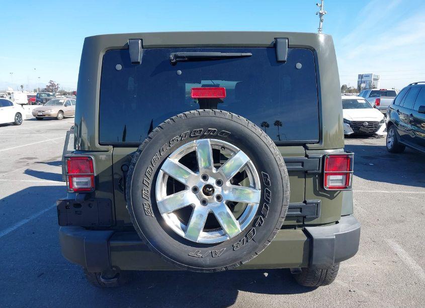 Photo 16 of 2016 Jeep Wrangler UNLIMITED SAHARA (VIN 1C4HJWEG4GL166295)