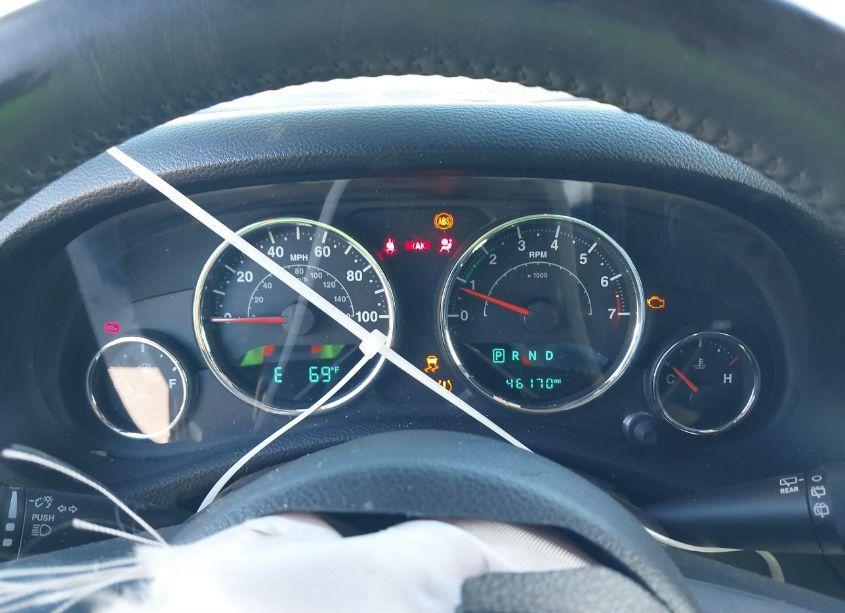 Photo 7 of 2016 Jeep Wrangler UNLIMITED SAHARA (VIN 1C4HJWEG4GL166295)