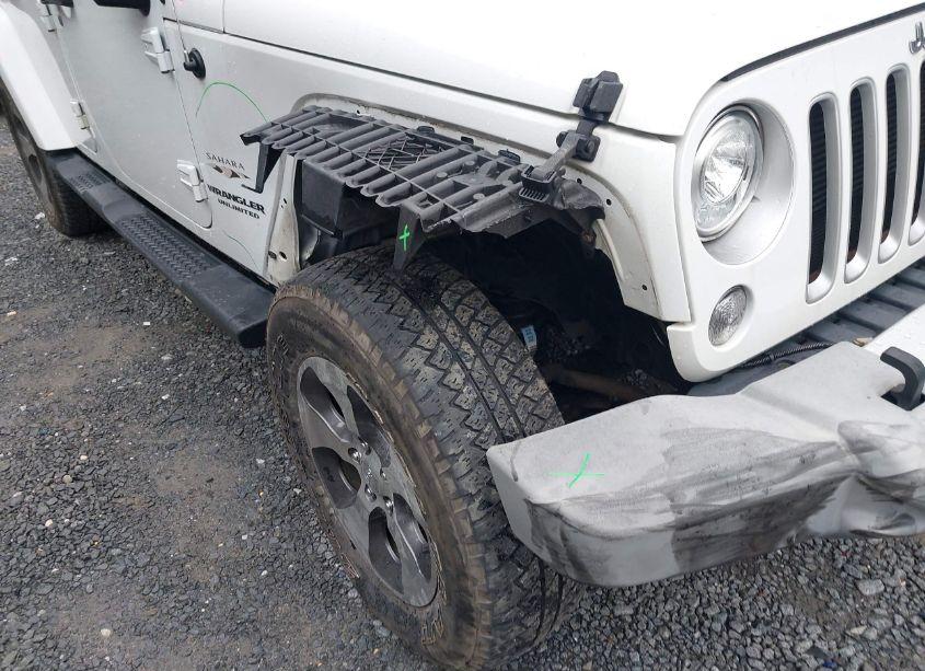 Photo 6 of 2017 Jeep Wrangler UNLIMITED SAHARA 4X4 (VIN 1C4HJWEG4HL582672)