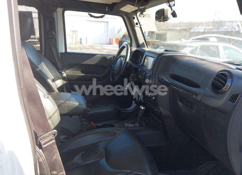 Photo 5 of 2017 Jeep Wrangler UNLIMITED SMOKY MOUNTAIN 4X4 (VIN 1C4HJWEG4HL711848)