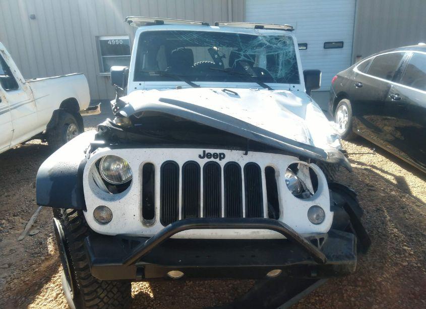 Photo 13 of 2014 Jeep Wrangler UNLIMITED SAHARA (VIN 1C4HJWEG5EL256164)