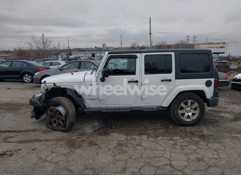 Photo 14 of 2014 Jeep Wrangler UNLIMITED SAHARA (VIN 1C4HJWEG5EL271991)