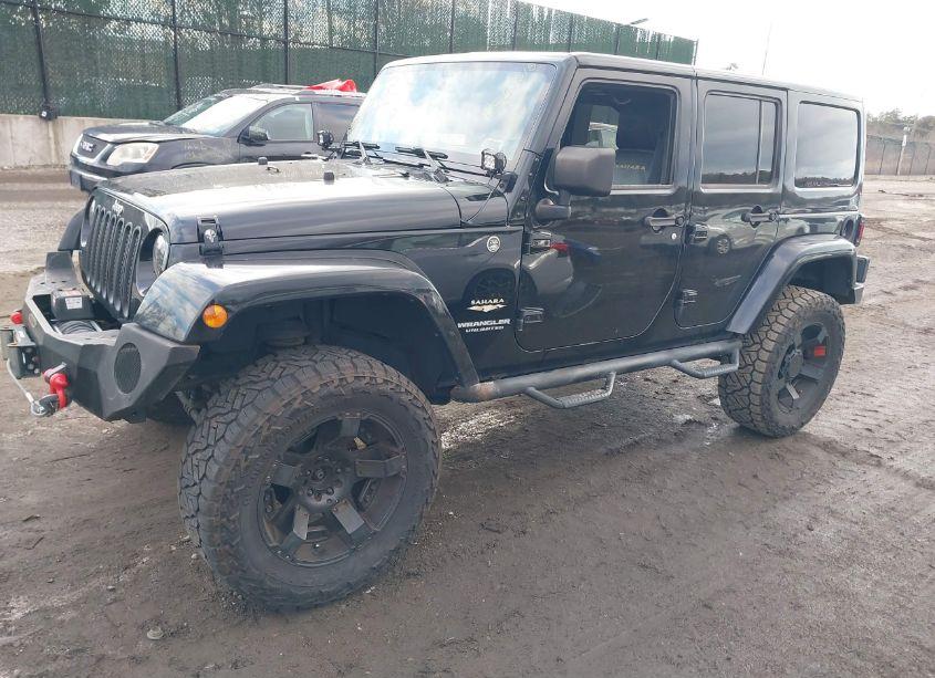 Photo 2 of 2015 Jeep Wrangler UNLIMITED SAHARA (VIN 1C4HJWEG5FL509114)
