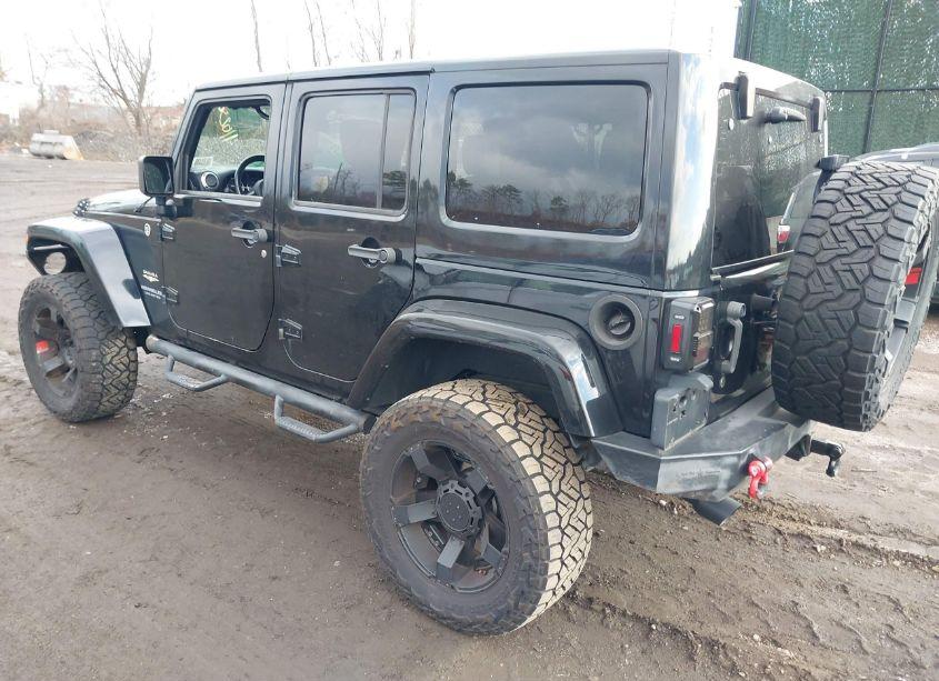 Photo 3 of 2015 Jeep Wrangler UNLIMITED SAHARA (VIN 1C4HJWEG5FL509114)
