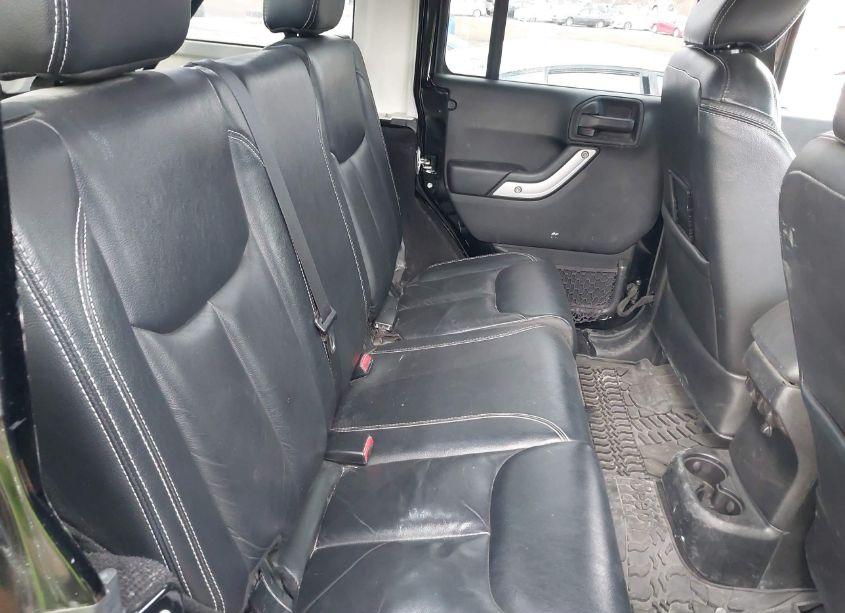 Photo 8 of 2015 Jeep Wrangler UNLIMITED SAHARA (VIN 1C4HJWEG5FL509114)