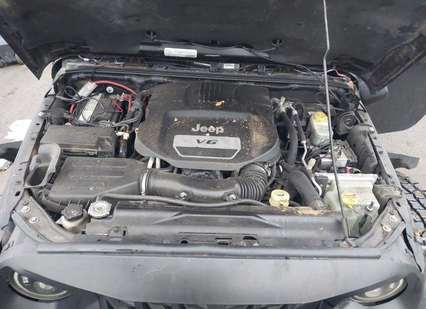 Photo 10 of 2017 Jeep Wrangler UNLIMITED SAHARA (VIN 1C4HJWEG5HL681436)