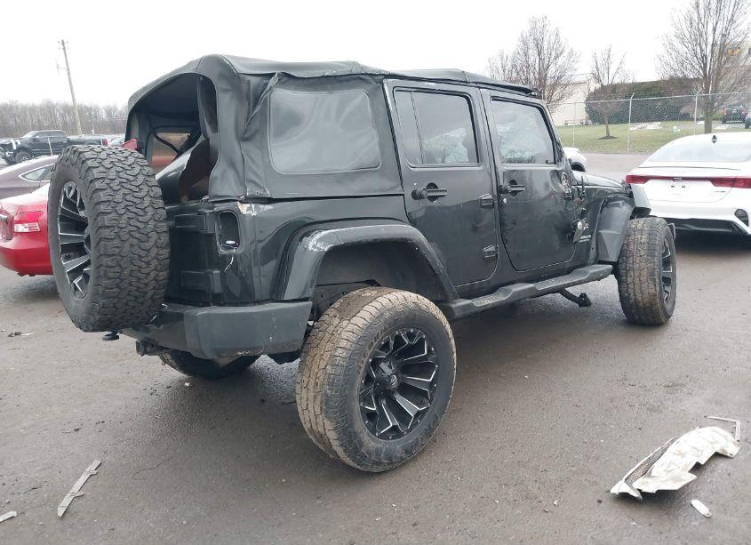 Photo 4 of 2017 Jeep Wrangler UNLIMITED SAHARA (VIN 1C4HJWEG5HL681436)