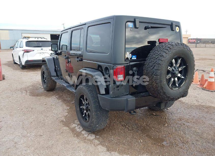 Photo 3 of 2018 Jeep Wrangler JK UNLIMITED SAHARA 4X4 (VIN 1C4HJWEG5JL929240)
