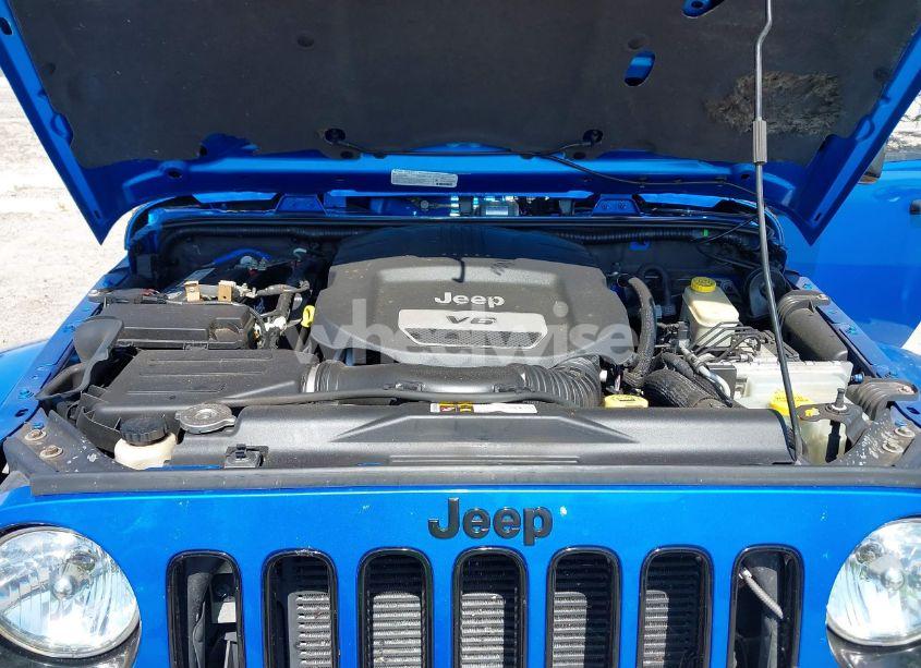 Photo 10 of 2014 Jeep Wrangler UNLIMITED POLAR EDITION (VIN 1C4HJWEG6EL168479)