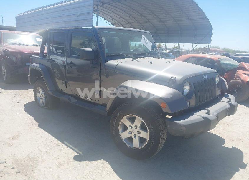 2014 Jeep Wrangler UNLIMITED SAHARA (VIN 1C4HJWEG6EL203988) main photo