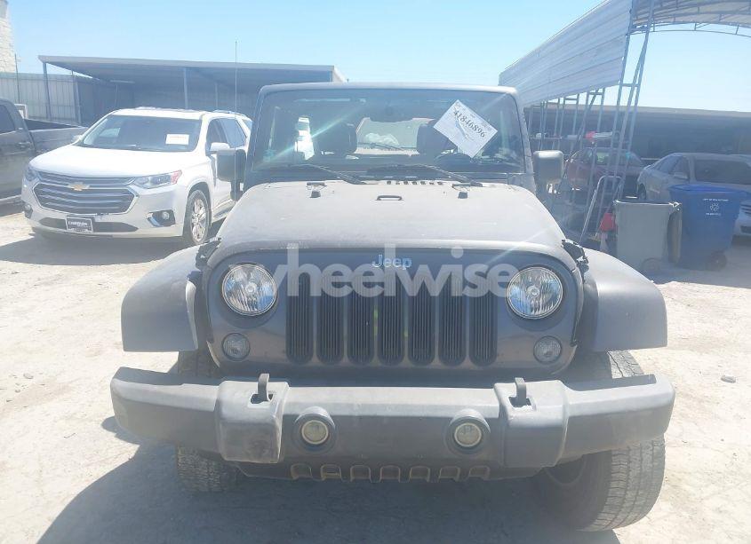 Photo 12 of 2014 Jeep Wrangler UNLIMITED SAHARA (VIN 1C4HJWEG6EL203988)