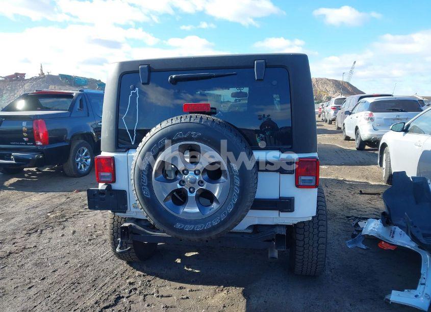 Photo 17 of 2016 Jeep Wrangler UNLIMITED SAHARA (VIN 1C4HJWEG6GL138191)