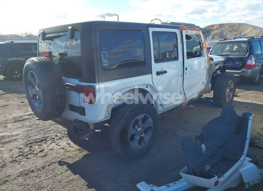 Photo 4 of 2016 Jeep Wrangler UNLIMITED SAHARA (VIN 1C4HJWEG6GL138191)