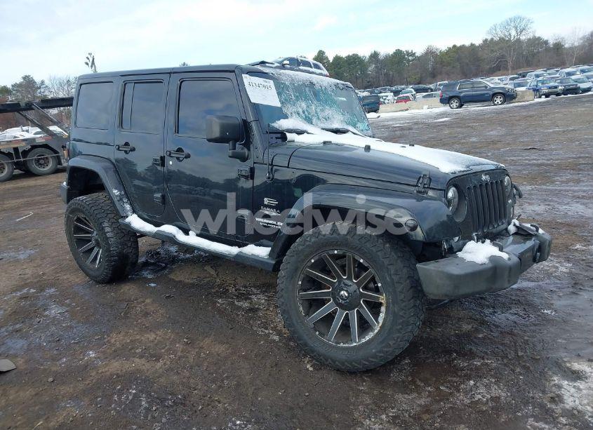 2016 Jeep Wrangler UNLIMITED SAHARA (VIN 1C4HJWEG6GL216727) main photo