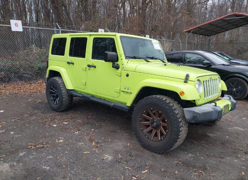 2017 Jeep Wrangler UNLIMITED SAHARA 4X4 (VIN 1C4HJWEG6HL507990) main photo