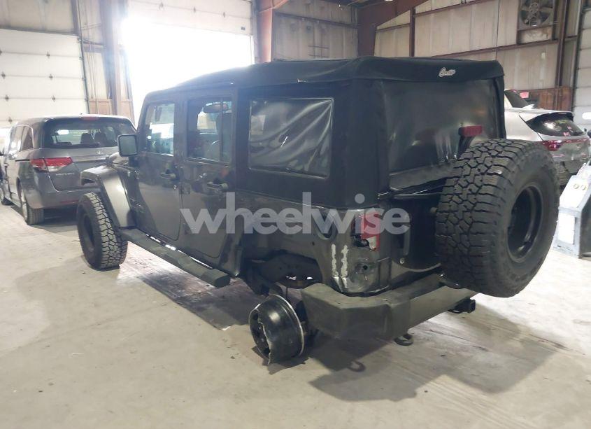 Photo 3 of 2017 Jeep Wrangler UNLIMITED SAHARA 4X4 (VIN 1C4HJWEG6HL705811)