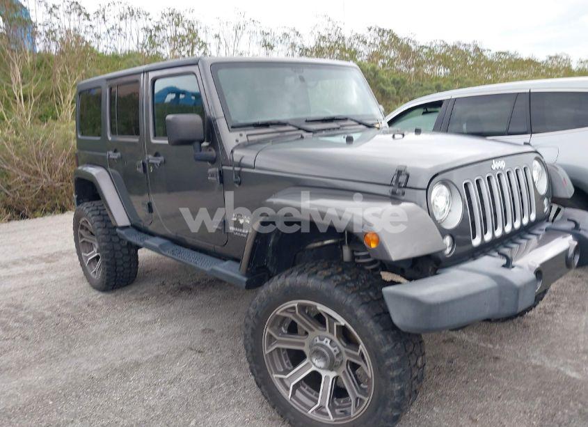 2018 Jeep Wrangler JK UNLIMITED SAHARA 4X4 (VIN 1C4HJWEG6JL928291) main photo