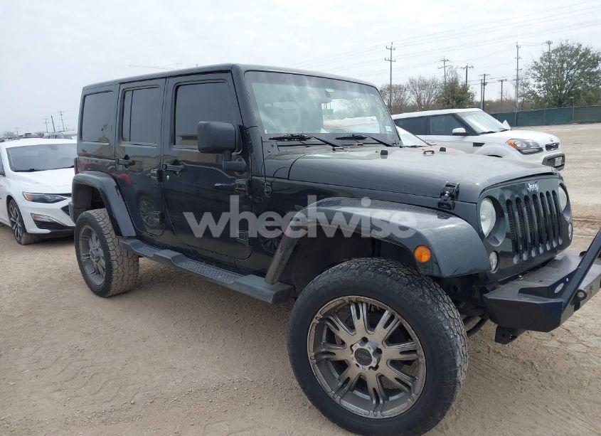 Photo 14 of 2014 Jeep Wrangler UNLIMITED SAHARA (VIN 1C4HJWEG7EL245862)