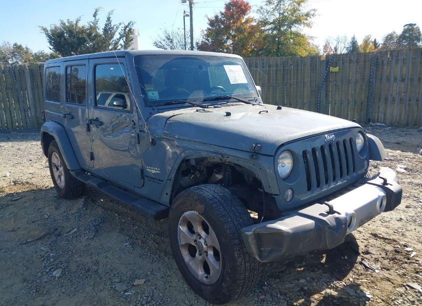 2015 Jeep Wrangler UNLIMITED SAHARA (VIN 1C4HJWEG7FL622952) main photo