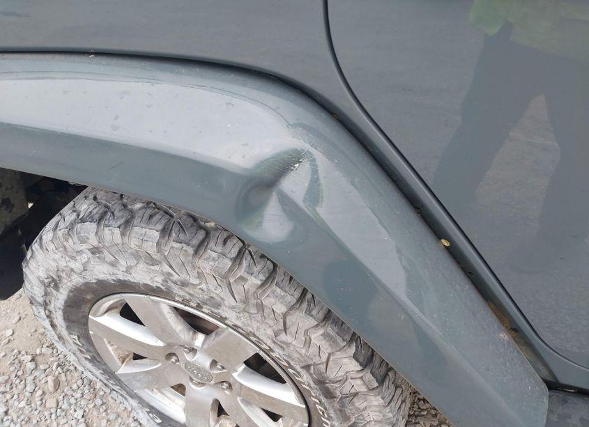 Photo 20 of 2015 Jeep Wrangler UNLIMITED SAHARA (VIN 1C4HJWEG8FL712109)