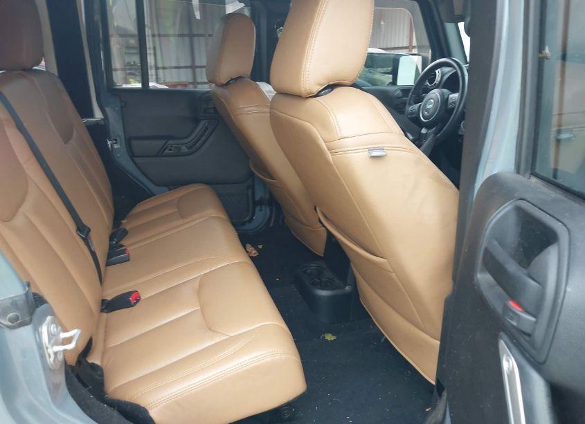 Photo 8 of 2015 Jeep Wrangler UNLIMITED SAHARA (VIN 1C4HJWEG8FL712109)