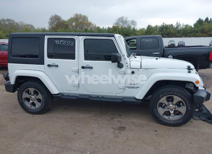 Photo 13 of 2016 Jeep Wrangler UNLIMITED SAHARA (VIN 1C4HJWEG8GL345391)