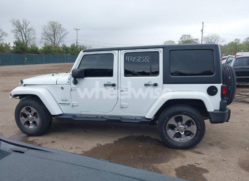 Photo 14 of 2016 Jeep Wrangler UNLIMITED SAHARA (VIN 1C4HJWEG8GL345391)