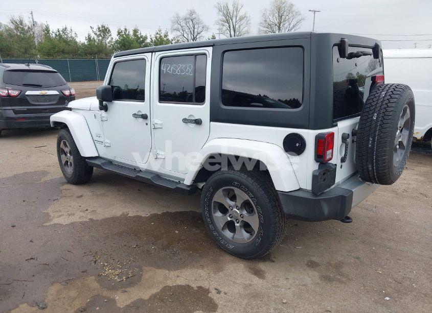 Photo 3 of 2016 Jeep Wrangler UNLIMITED SAHARA (VIN 1C4HJWEG8GL345391)