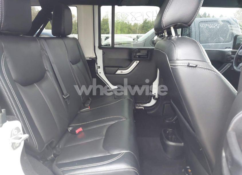 Photo 8 of 2016 Jeep Wrangler UNLIMITED SAHARA (VIN 1C4HJWEG8GL345391)