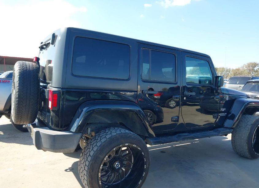 Photo 4 of 2017 Jeep Wrangler UNLIMITED SAHARA 4X4 (VIN 1C4HJWEG8HL572209)