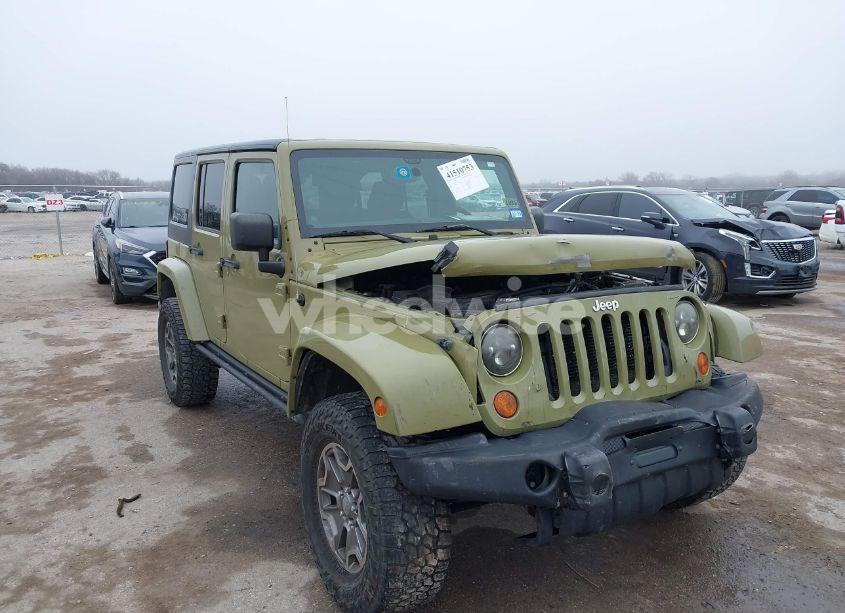 2013 Jeep Wrangler UNLIMITED SAHARA (VIN 1C4HJWEG9DL550424) main photo