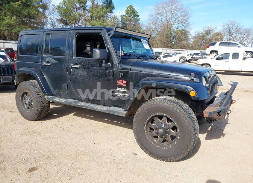 2013 Jeep Wrangler UNLIMITED SAHARA (VIN 1C4HJWEG9DL658168) main photo