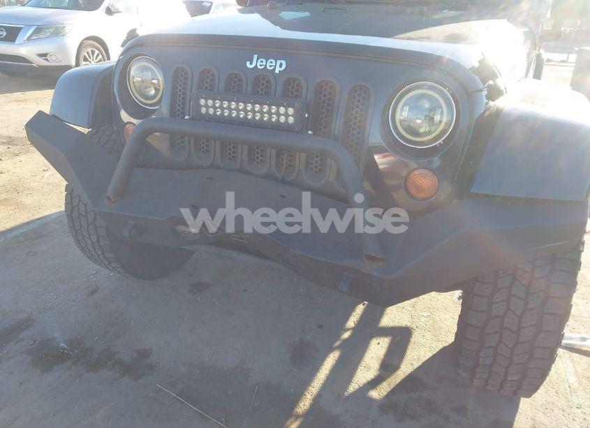 Photo 6 of 2013 Jeep Wrangler UNLIMITED SAHARA (VIN 1C4HJWEG9DL662964)