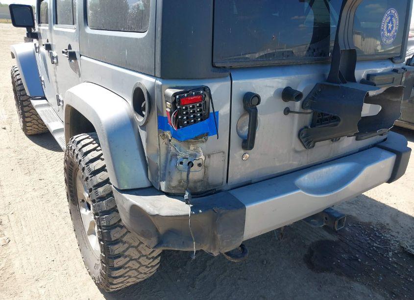 Photo 6 of 2015 Jeep Wrangler UNLIMITED SAHARA (VIN 1C4HJWEG9FL508399)