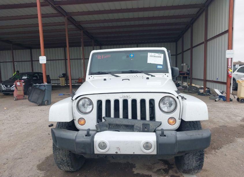 Photo 12 of 2016 Jeep Wrangler UNLIMITED SAHARA (VIN 1C4HJWEGXGL279295)