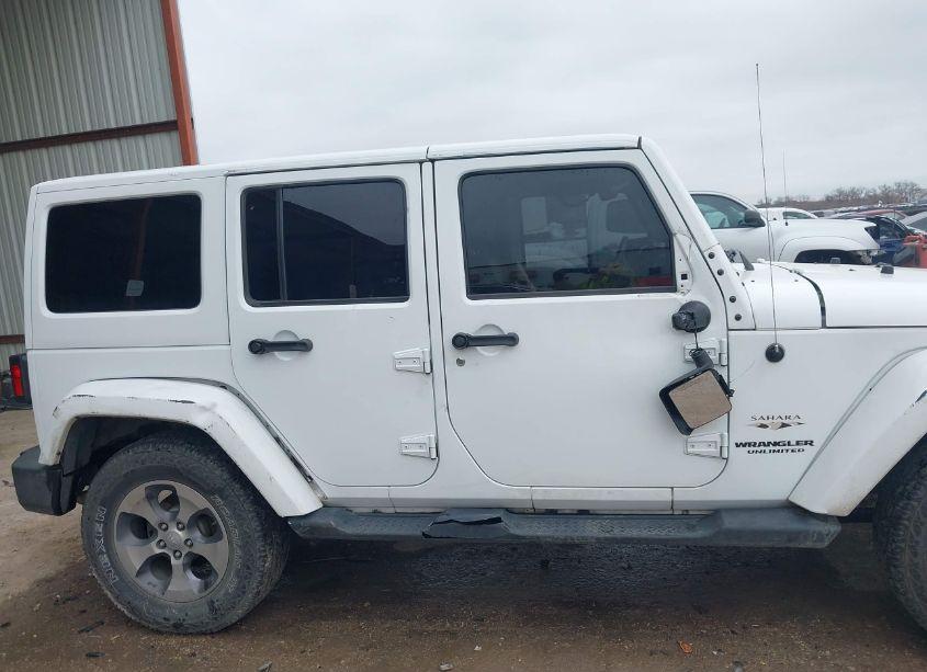 Photo 13 of 2016 Jeep Wrangler UNLIMITED SAHARA (VIN 1C4HJWEGXGL279295)