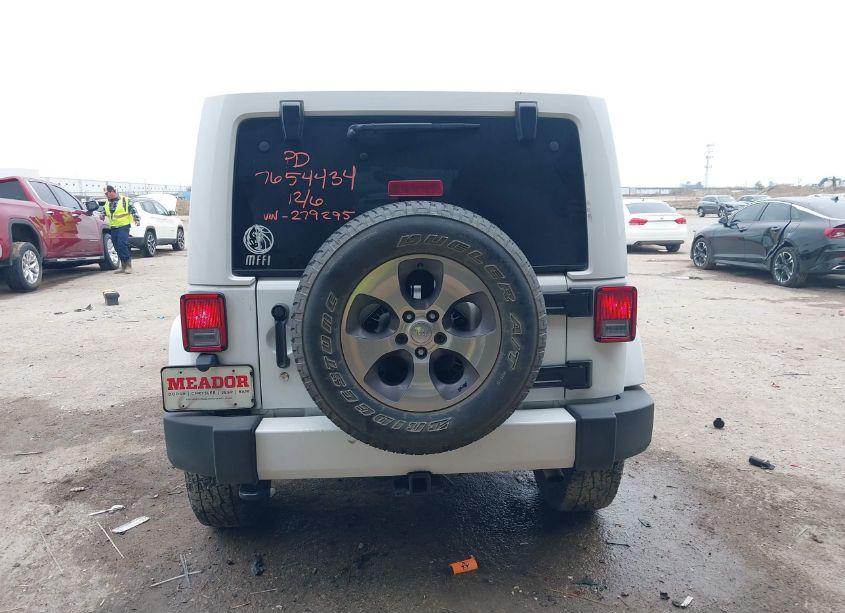 Photo 16 of 2016 Jeep Wrangler UNLIMITED SAHARA (VIN 1C4HJWEGXGL279295)