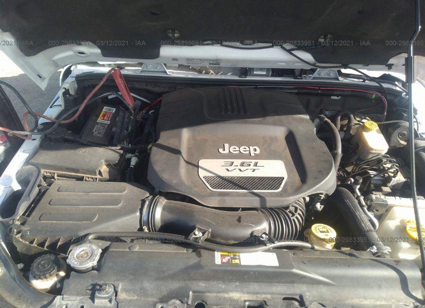 Photo 10 of 2013 Jeep Wrangler UNLIMITED RUBICON (VIN 1C4HJWFG0DL681417)