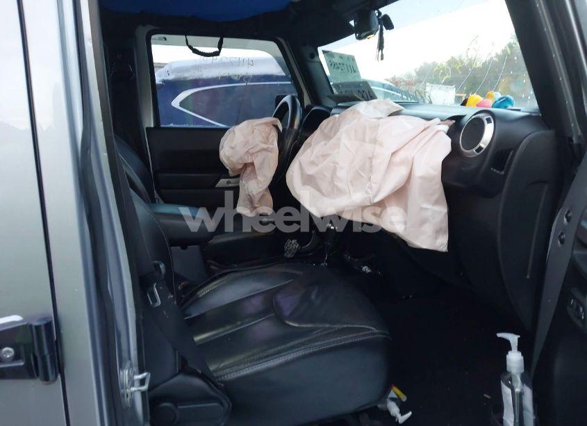 Photo 5 of 2015 Jeep Wrangler UNLIMITED RUBICON (VIN 1C4HJWFG1FL659803)