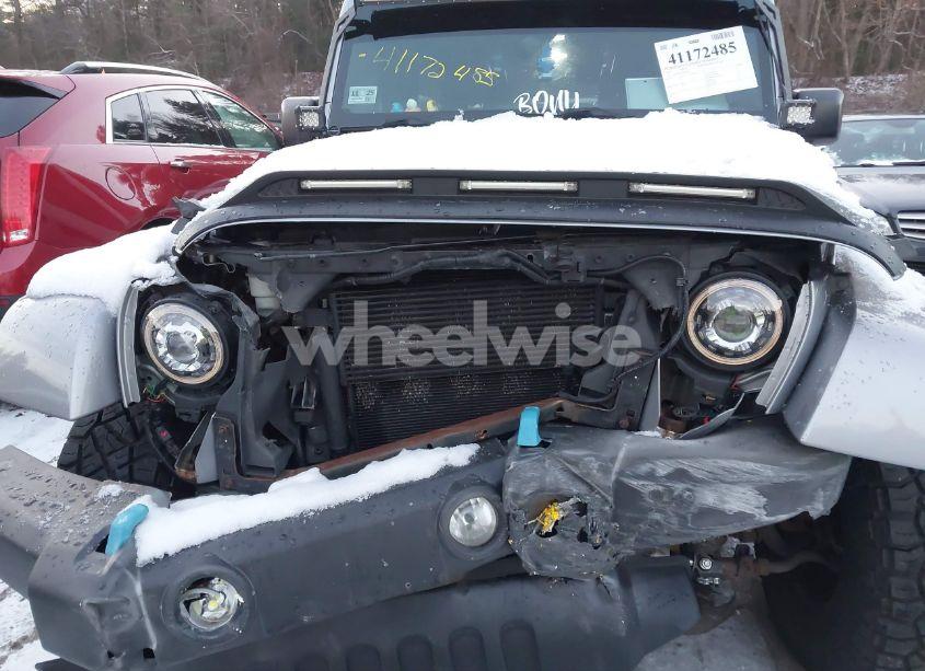 Photo 6 of 2015 Jeep Wrangler UNLIMITED RUBICON (VIN 1C4HJWFG1FL659803)