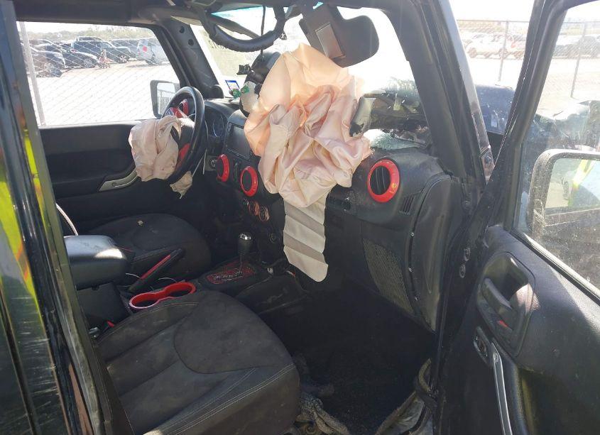 Photo 5 of 2014 Jeep Wrangler UNLIMITED RUBICON (VIN 1C4HJWFG3EL326145)