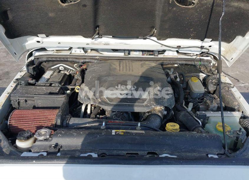 Photo 10 of 2018 Jeep Wrangler JK UNLIMITED RUBICON RECON 4X4 (VIN 1C4HJWFG6JL836788)